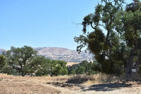 22948 Rim, Tehachapi, CA 93561
