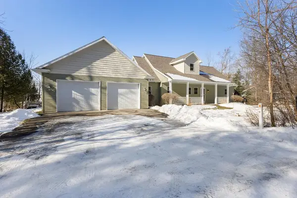 2153 MIDDLE DRIVE, Brussels, WI 54204