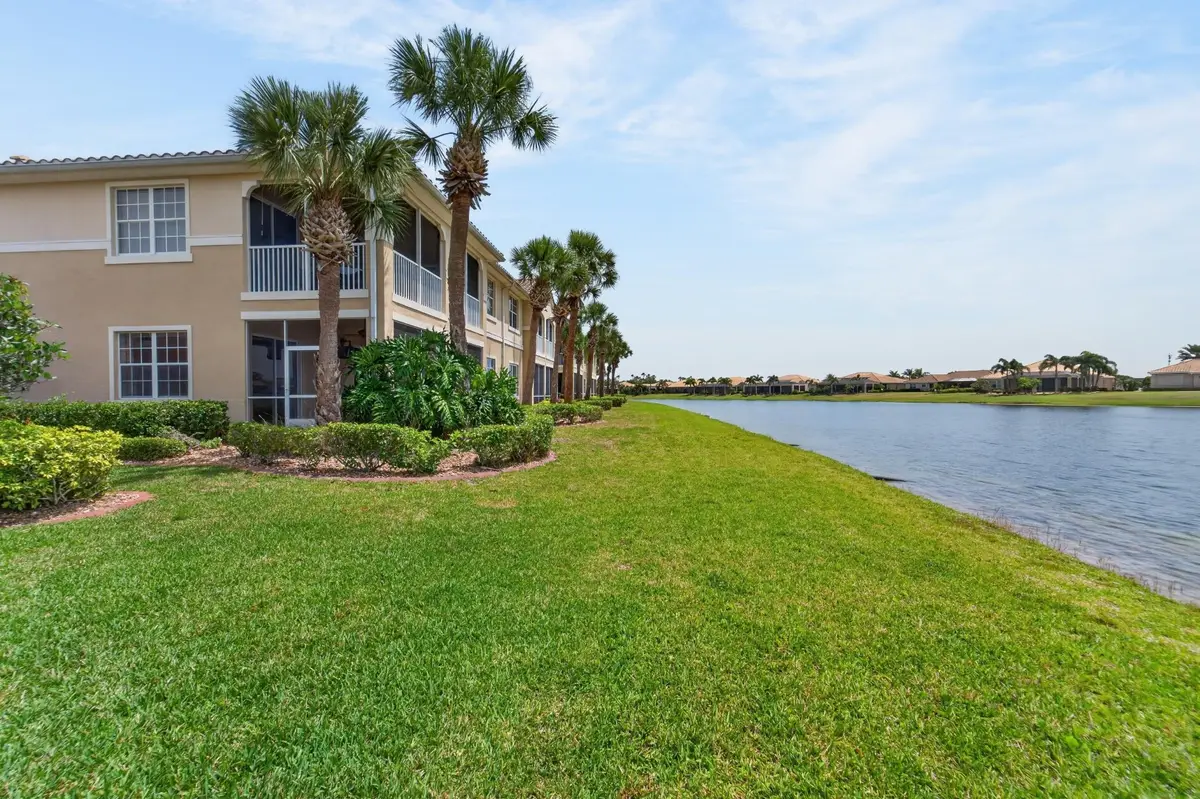 1364 Emerald Dunes Drive, Sun City Center, FL 33573 - #1