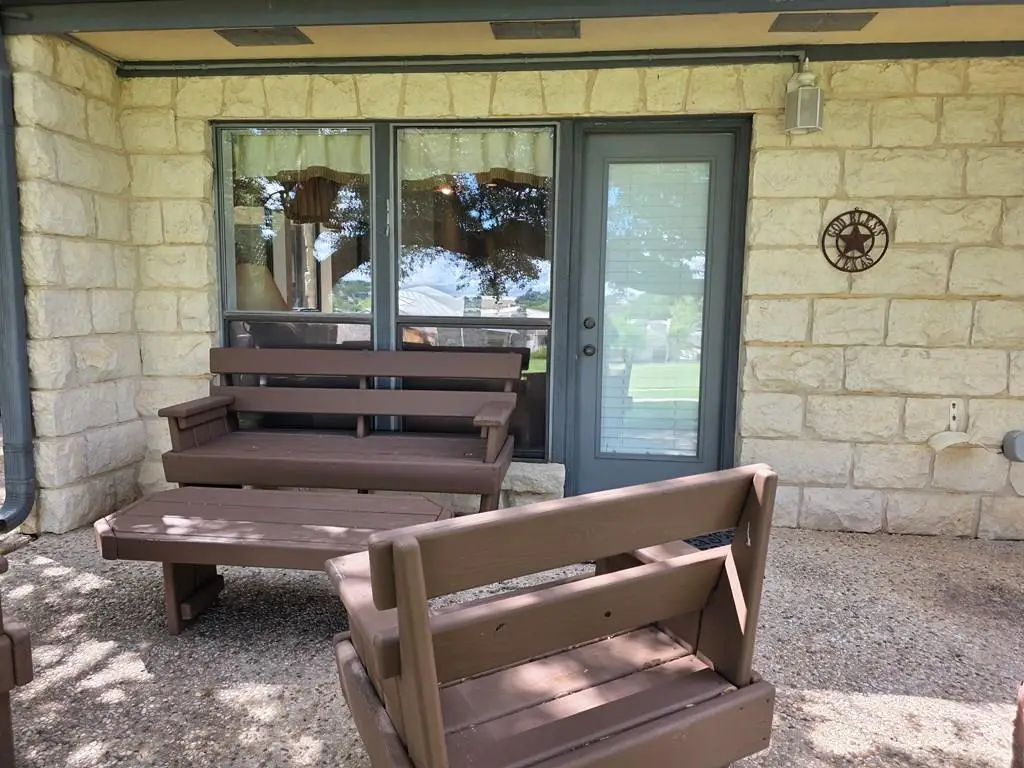 220 Riverhill Club Ln #4, Kerrville, TX 78028 - #1