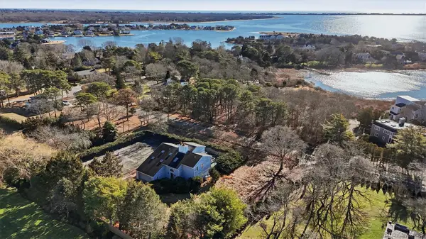 103 Middle Pond Road, Southampton, NY 11968