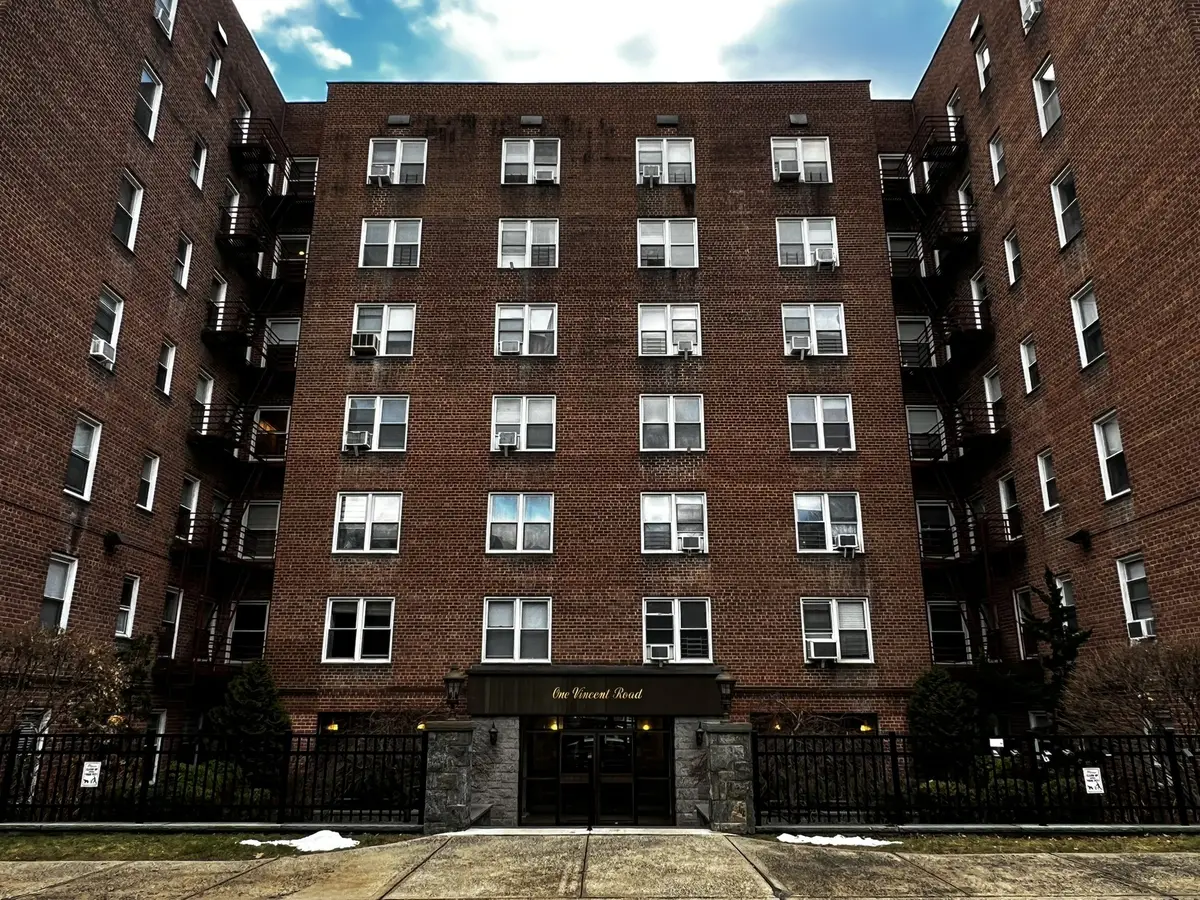 1 Vincent #Unit 3K, Bronxville, NY 10708 - #1