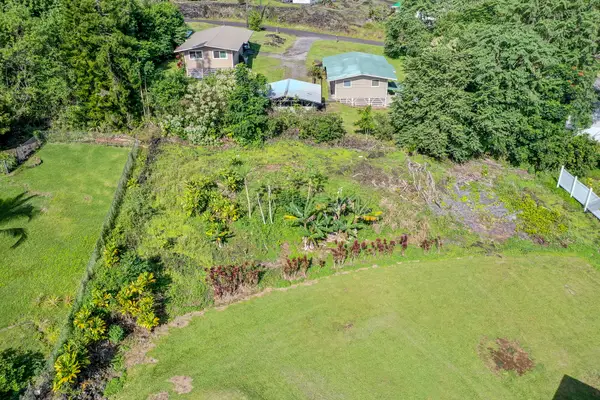 560 Kaumana Dr, Hilo, HI 96720