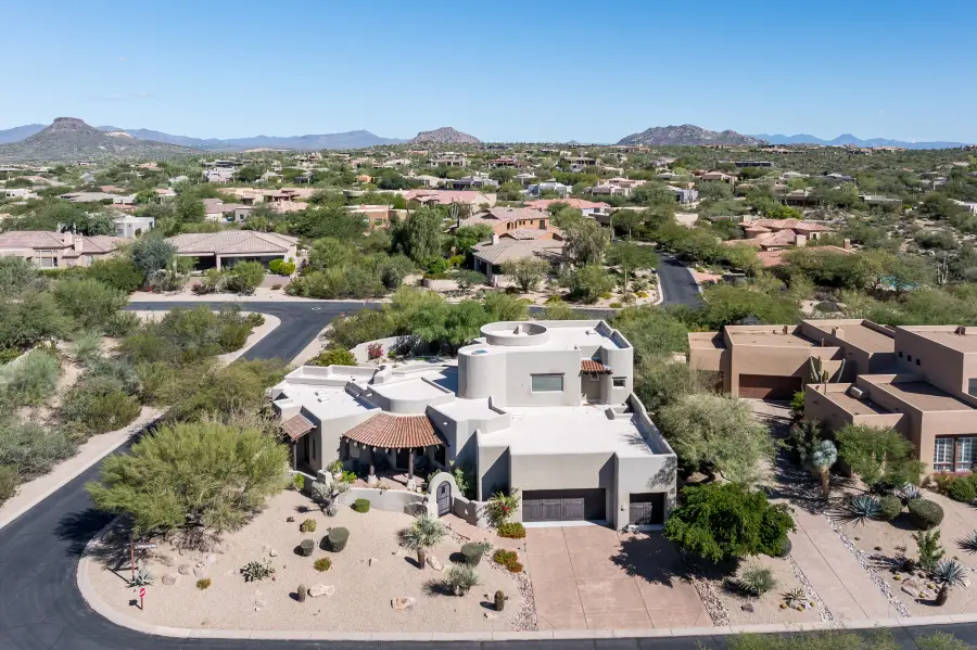 10918 E Sutherland Way, Scottsdale, AZ 85262 - #2