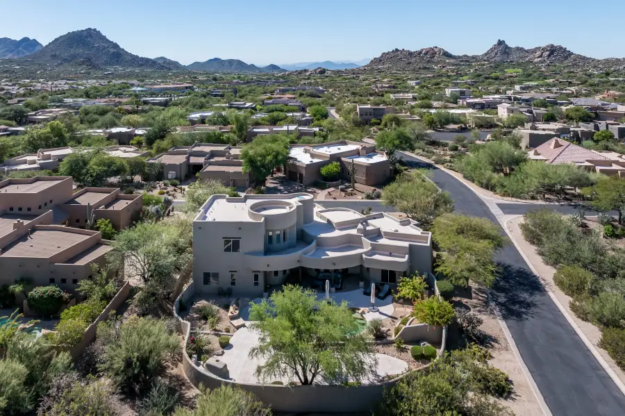 10918 E Sutherland Way, Scottsdale, AZ 85262 - #3