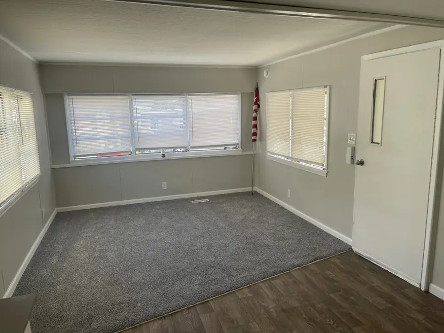 8317 Russell Lane, Cleveland, OH 44144 - #3