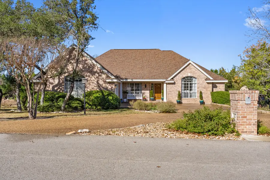 123 Clubhouse Dr, Lakeway, TX 78734 - Image #2