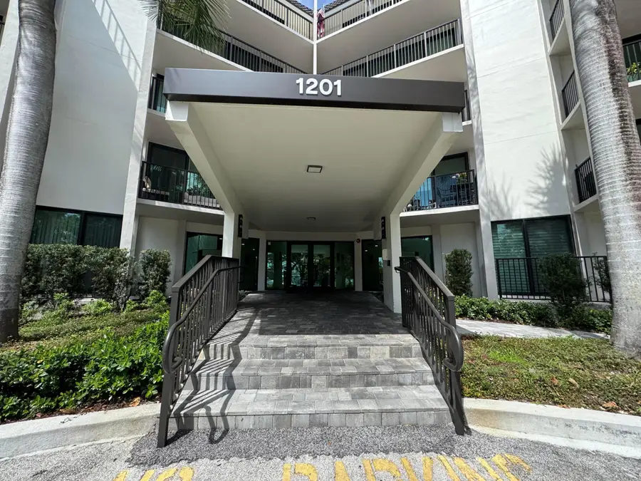 1201 River Reach Dr #202, Fort Lauderdale, FL 33315 - #3