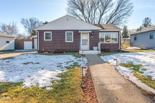 111 Seminole Avenue, Bismarck, ND 58501