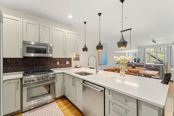 150 Dorchester Ave #604, Boston, MA 02127