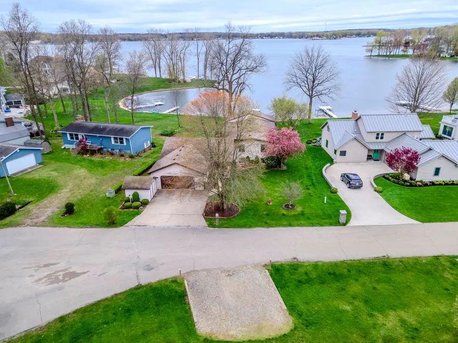 1064 Bay View Drive, Coldwater, MI 49036 - #2