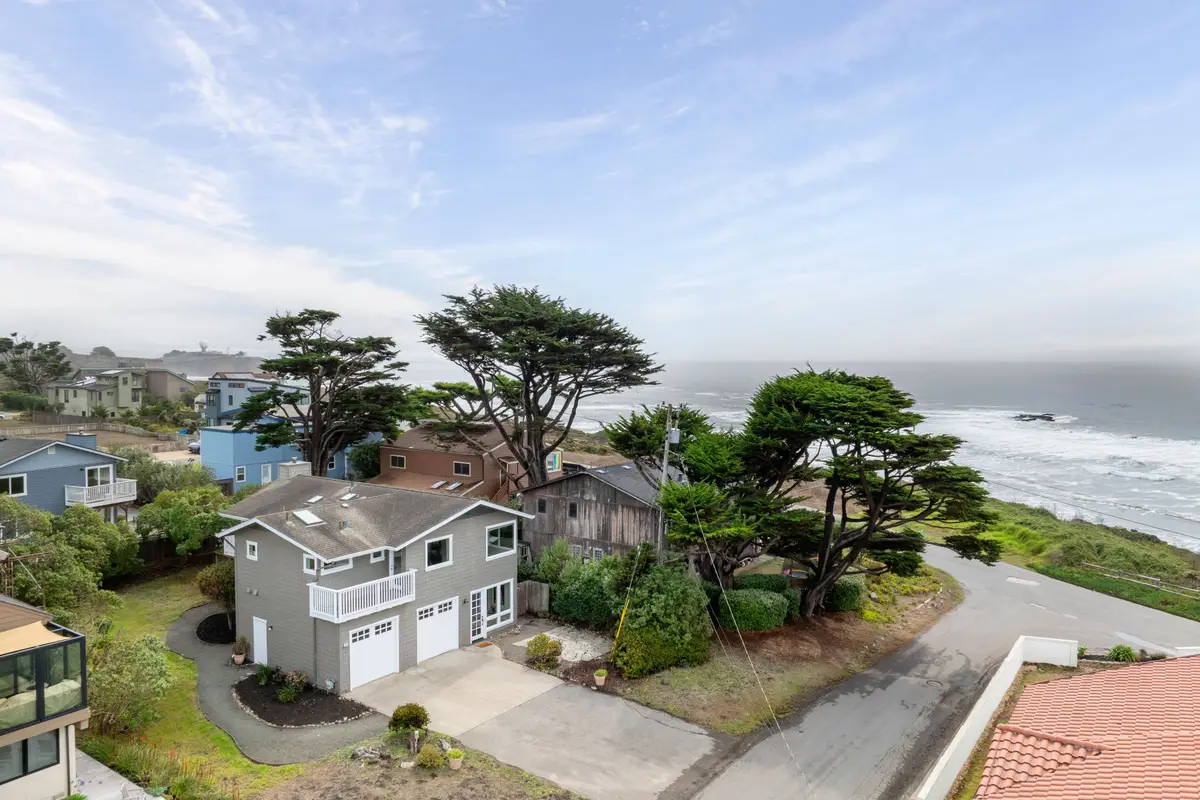 20 Madrone Avenue, Moss Beach, CA 94038 - Image #1