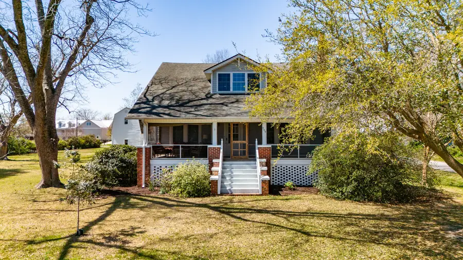 205 High Street, Oriental, NC 28571 - #2