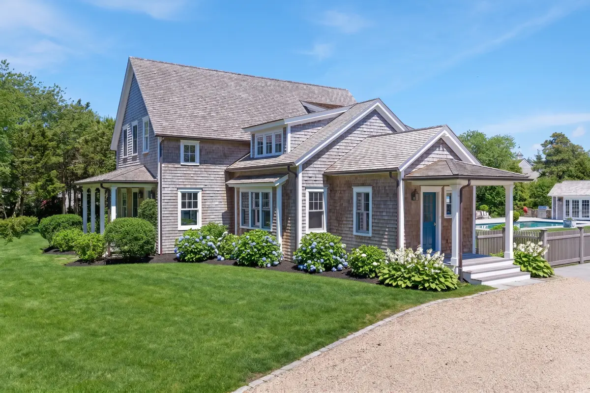 2 Noras Lane, Edgartown, MA 02539 - #1