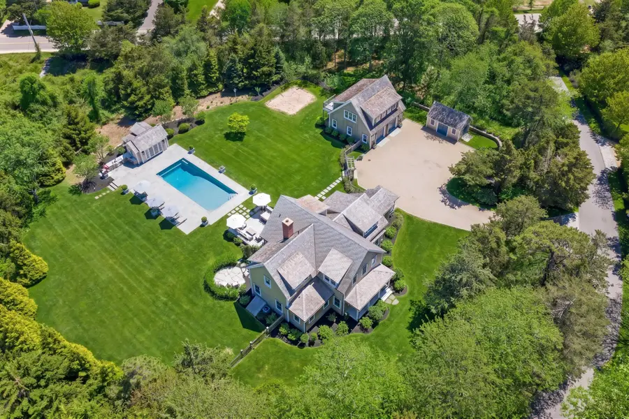2 Noras Lane, Edgartown, MA 02539 - #2