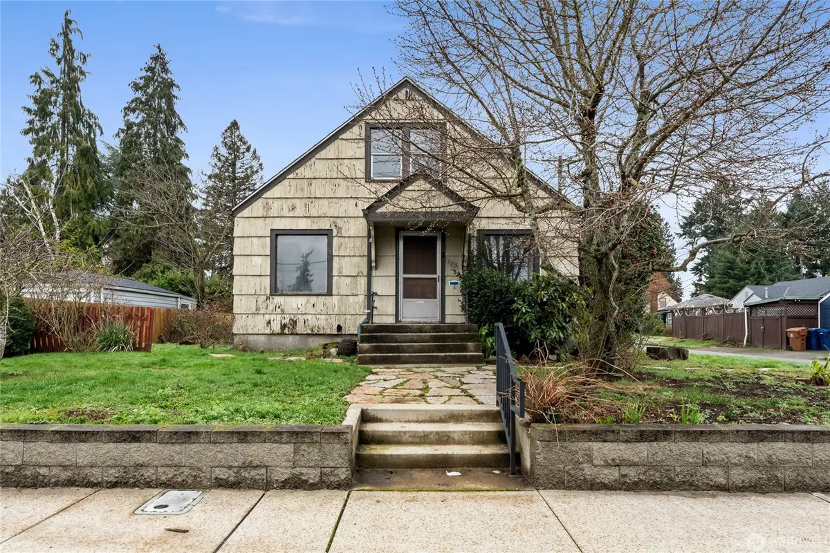 125 S 64th Street, Tacoma, WA 98408 - #1