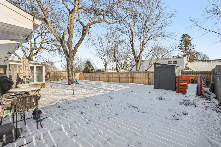 3570 S Russel Rd, New Berlin, WI 53151 - Image #2