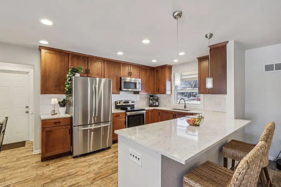 3570 S Russel Rd, New Berlin, WI 53151 - Image #3