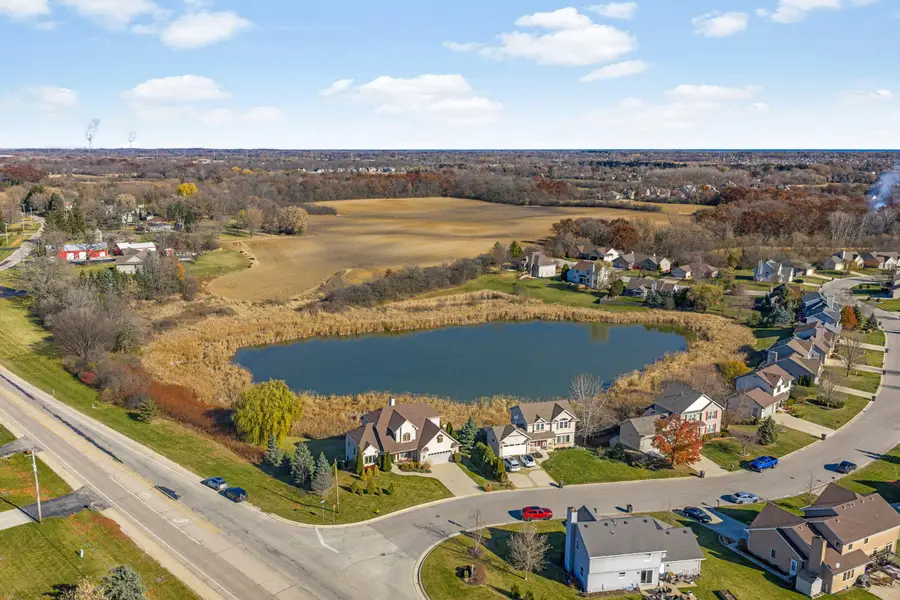 9340 Millstone Dr, Mount Pleasant, WI 53406 - Image #3