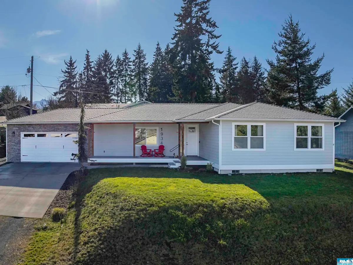1934 W 8th Street, Port Angeles, WA 98363 - #1