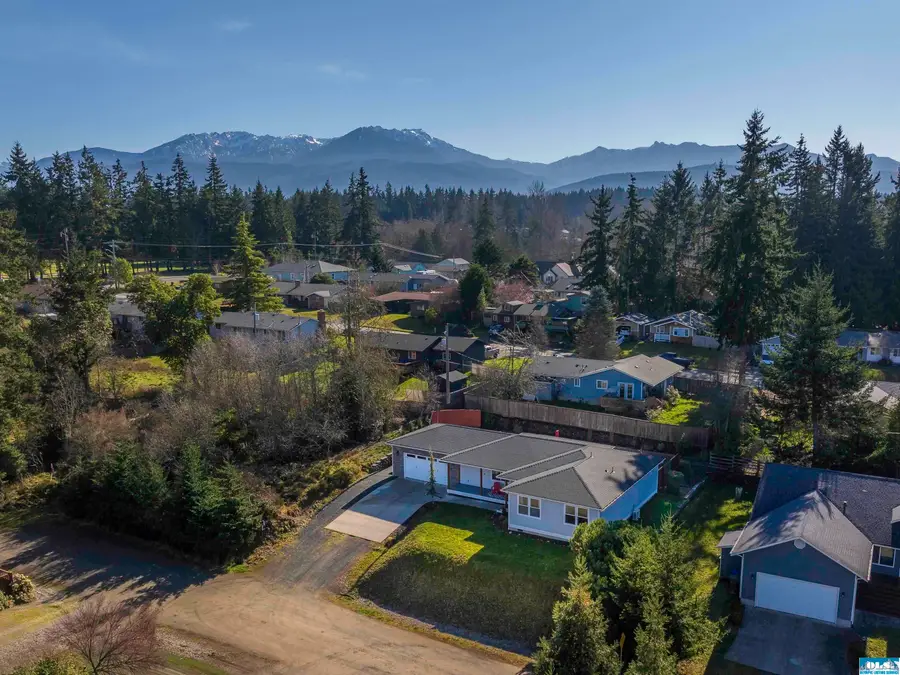 1934 W 8th Street, Port Angeles, WA 98363 - #2