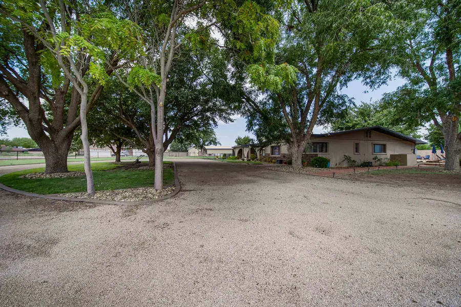 318 Who Who Dr, Carlsbad, NM 88220 - #3