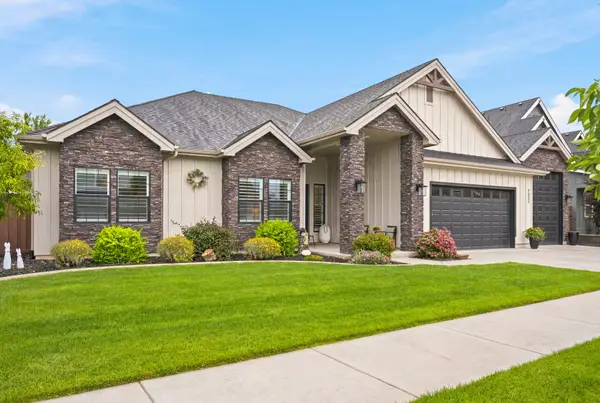 7030 N Maplestone Ave, Meridian, ID 83646