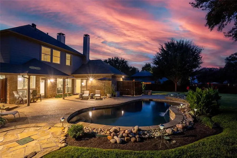 8809 Hedge Row Court, North Richland Hills, TX 76182 - #2