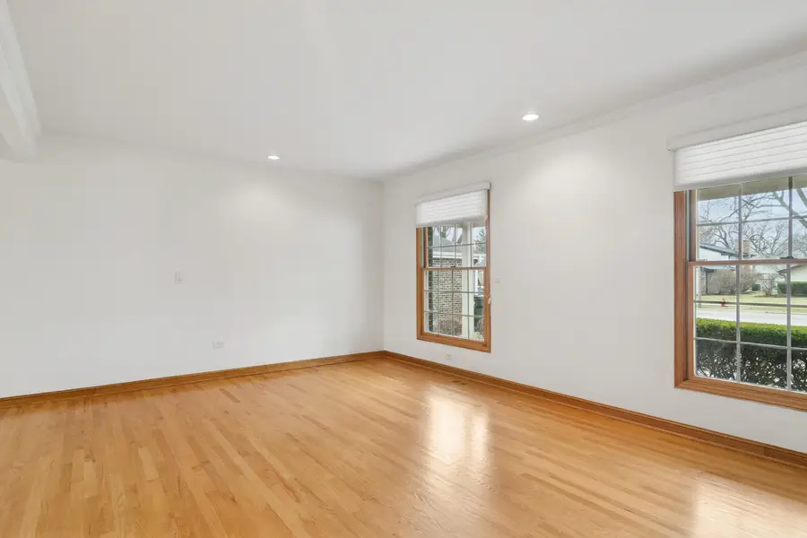 1522 E Fleming Drive, Arlington Heights, IL 60004 - Image #2