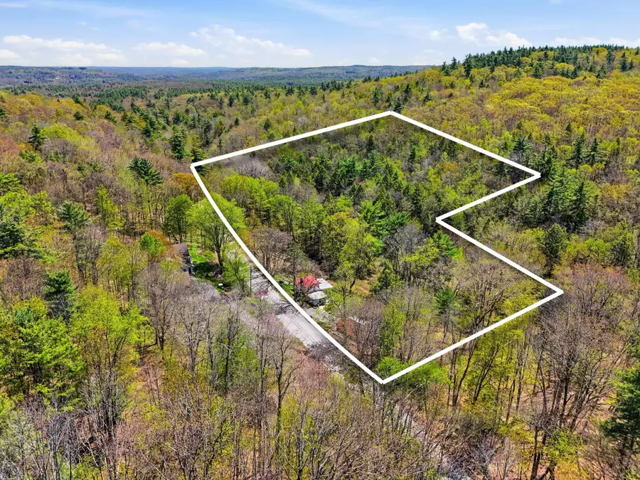 374 Burton Highway, Wilton, NH 03086 - #2