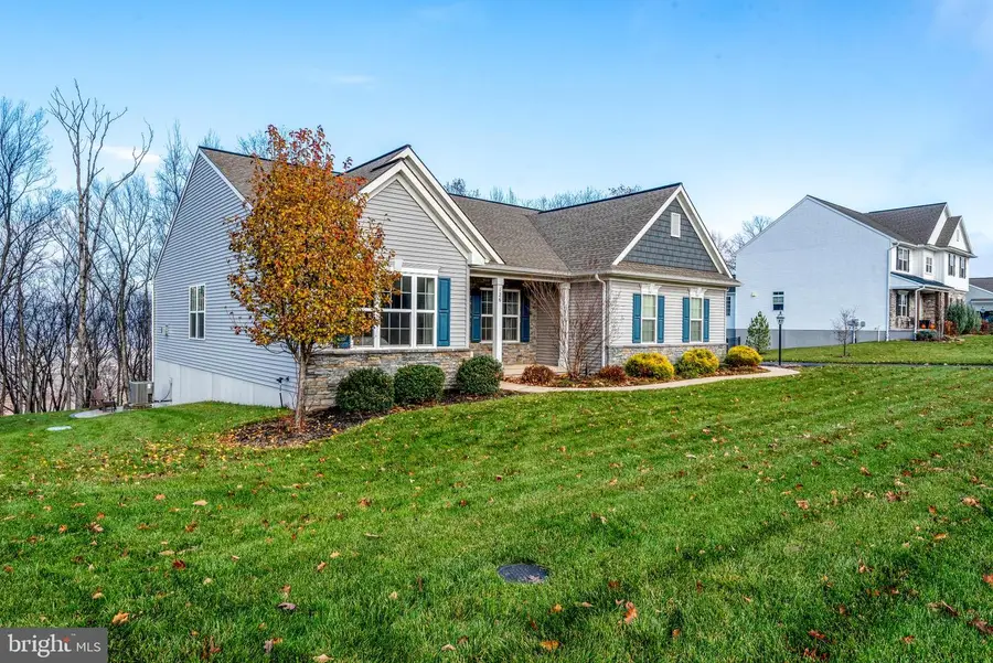 126 Stone Arch Dr, Marysville, PA 17053 - Image #2