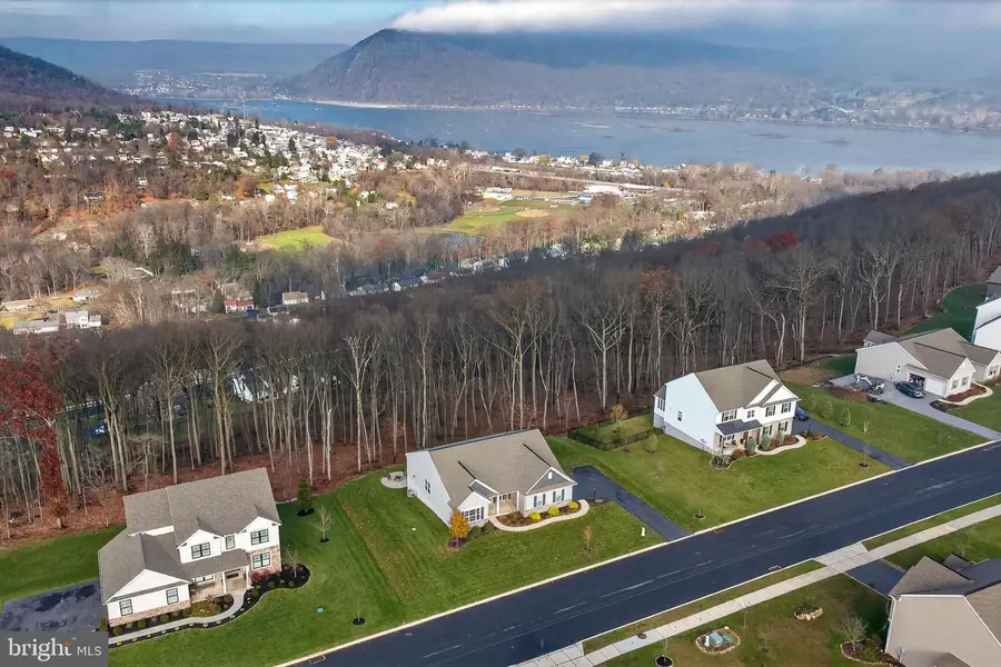 126 Stone Arch Dr, Marysville, PA 17053 - Image #3