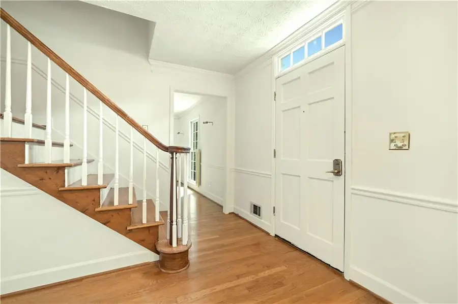 1864 Gloucester Court, Snellville, GA 30078 - Image #3