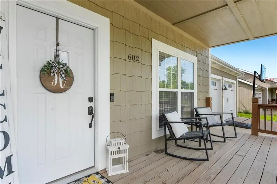 602 W Haven Drive, Richmond, MO 64085 - #3