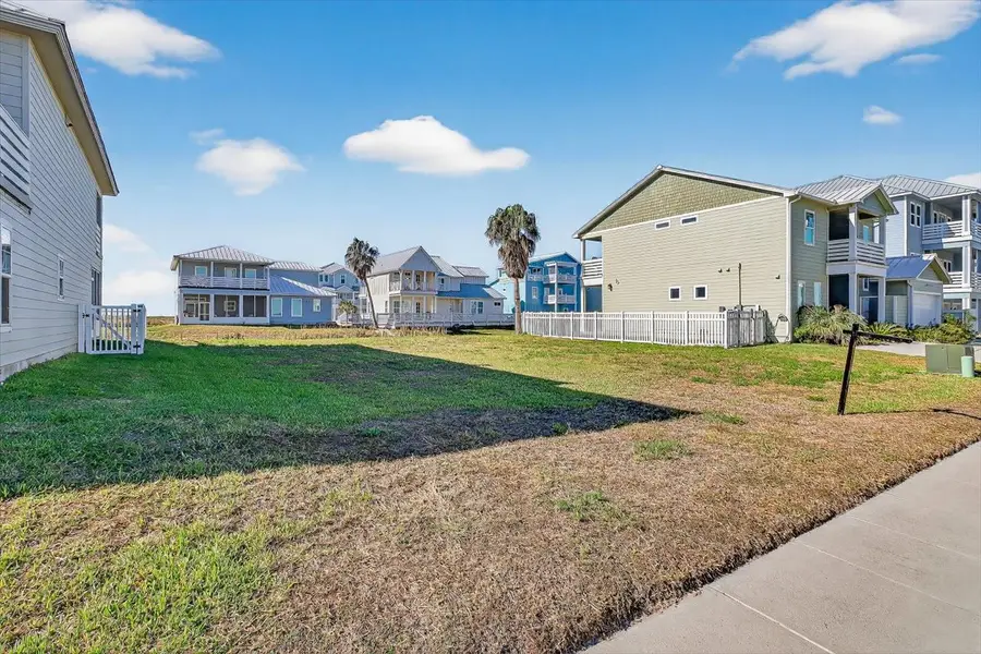 113 Frontside Drive, Corpus Christi, TX 78418 - Image #2