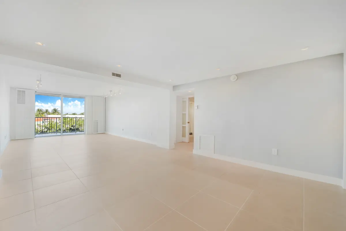 210 Sea View Dr #409, Key Biscayne, FL 33149 - #1
