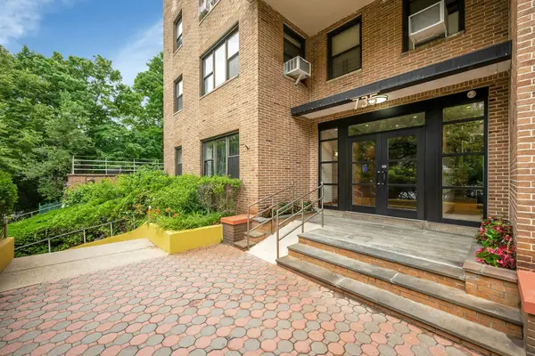 735 Kappock Street #8F, Bronx, NY 10463