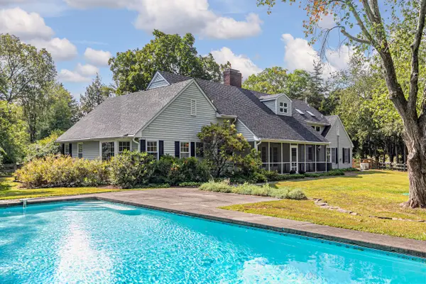 325 Mountain View Rd, Montgomery Twp., NJ 08558