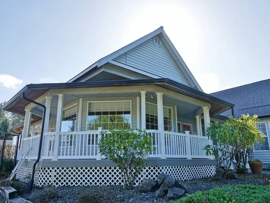 898 Mt St Helens Loop Se, Ocean Shores, WA 98569 - #2