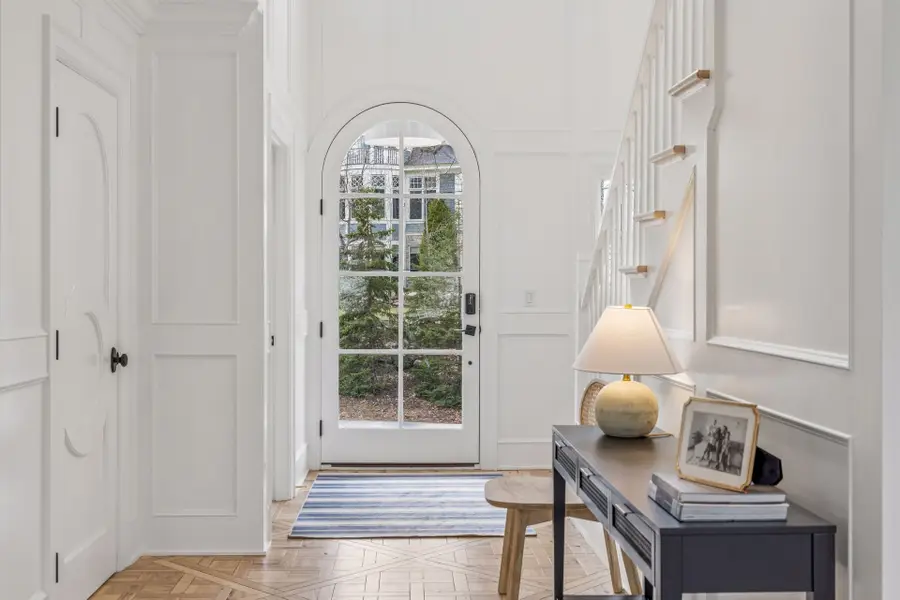 4929 E Sunnyslope Road, Edina, MN 55424 - #3