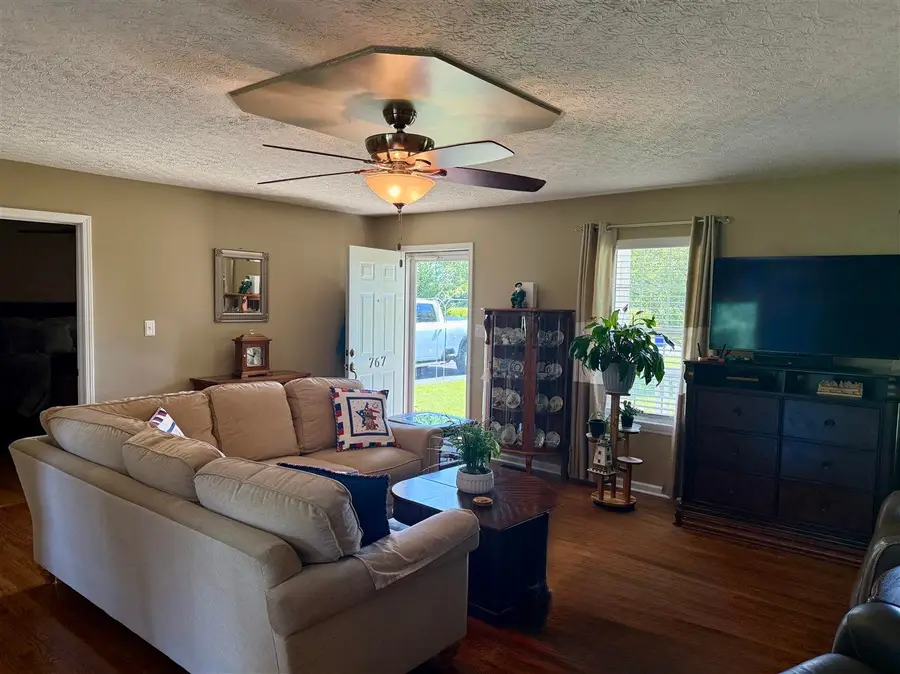 767 Chaney Rd, Franklin, KY 42134 - #3