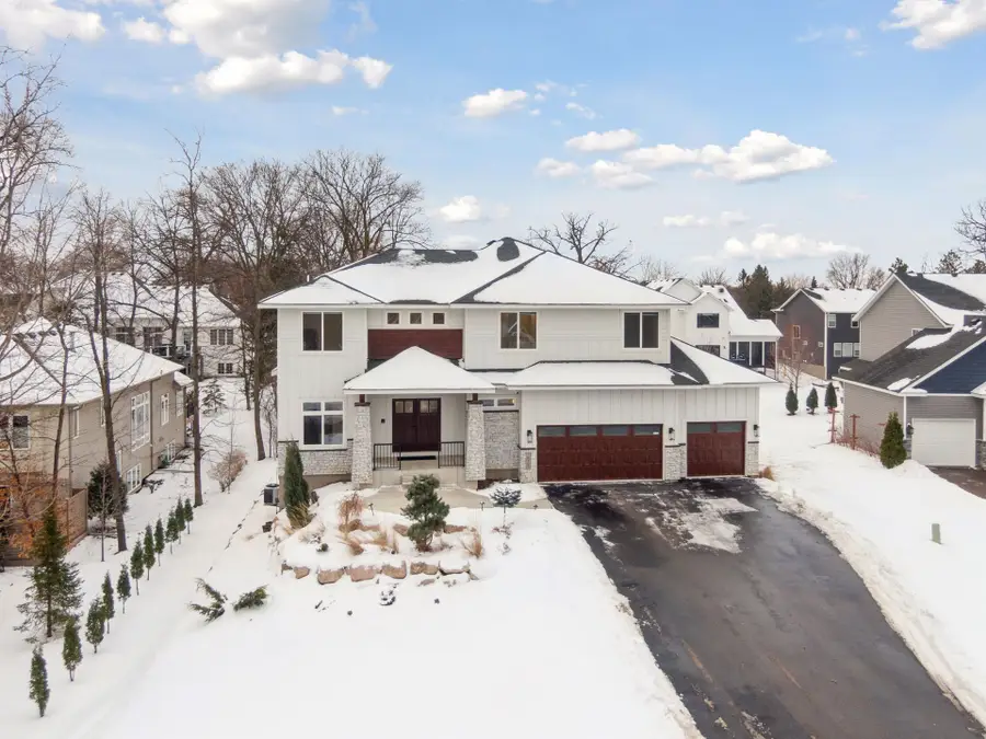 18305 Dove Court, Eden Prairie, MN 55347 - #3