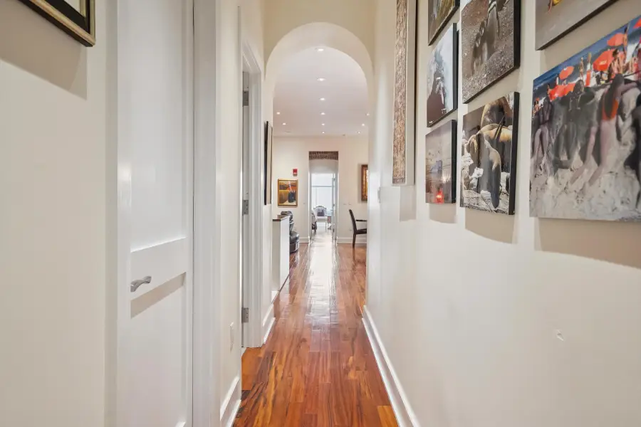 421 Chestnut St #402, Philadelphia, PA 19106 - #3