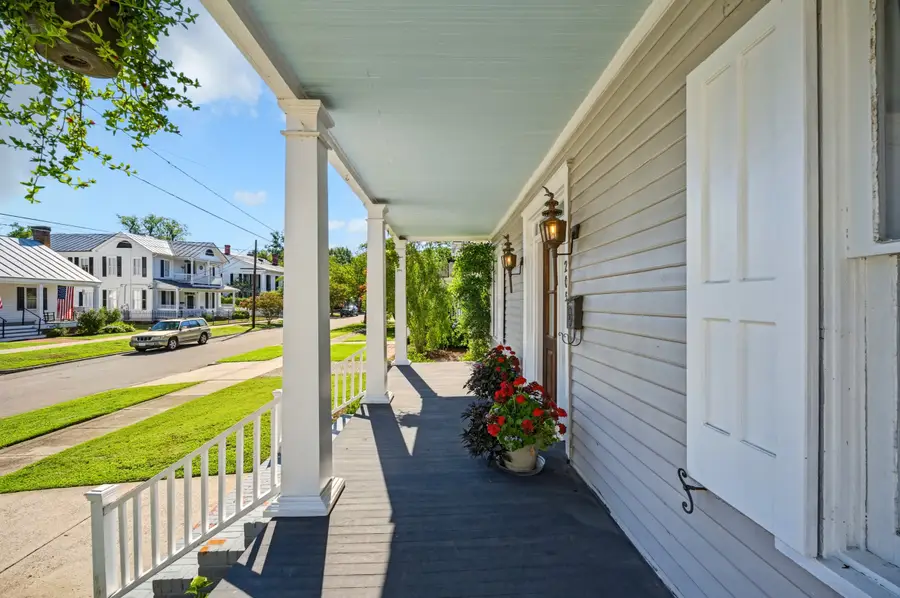 205 W Church Street, Edenton, NC 27932 - #2