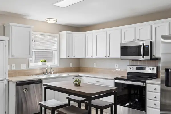 1060 S Perry Street, Denver, CO 80219