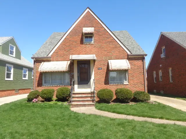 5706 Brownfield Drive, Parma, OH 44129 - #1