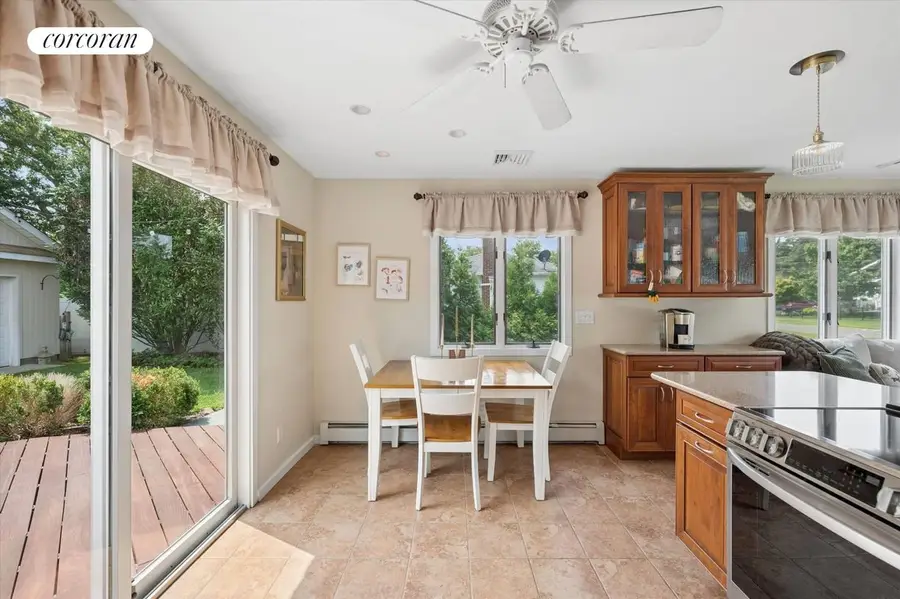 11 Bay Street, Center Moriches, NY 11934 - #2