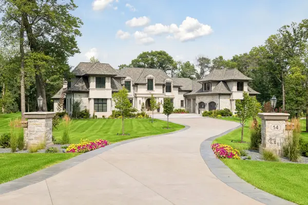 14 Cherrywood Circle, North Oaks, MN 55127