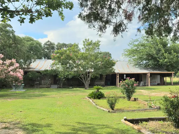 11088 Highway 97 W Highway, Cost, TX 78614