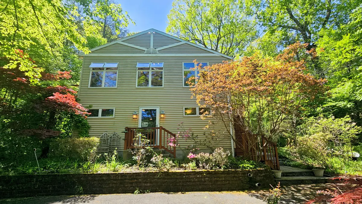 29 Carol Street, Danbury, CT 06810 - #1